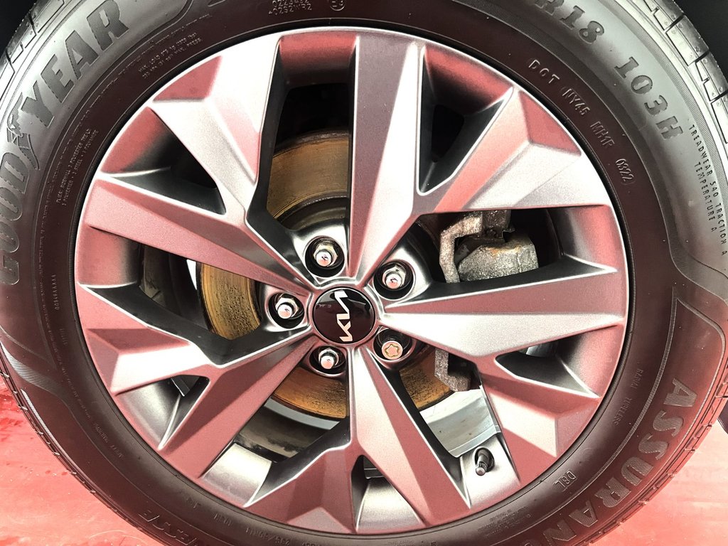 2023 Kia Sportage in Montmagny, Quebec - 2 - w1024h768px