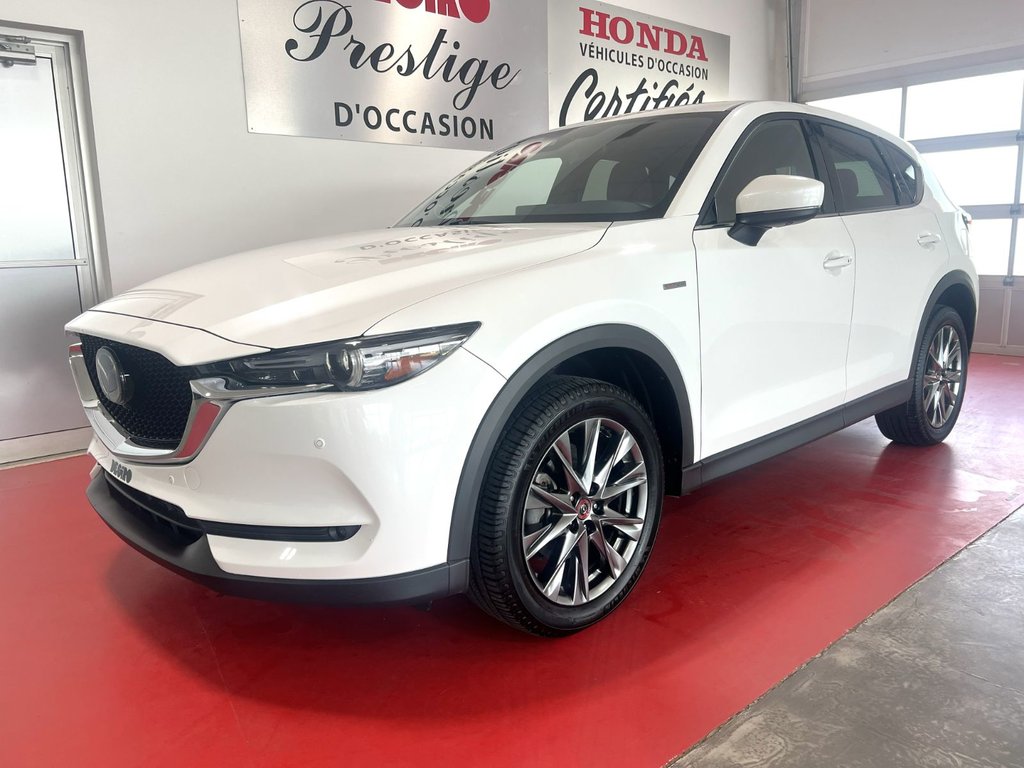 2021 Mazda CX-5 GRAND TOUR RESERVE in Montmagny, Quebec - 1 - w1024h768px