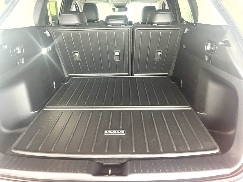 2024 Mazda CX-50 GS-L in Montmagny, Quebec - 5 - w1024h768px