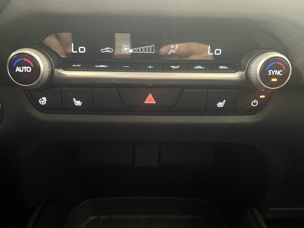 2024 Mazda CX-50 GS-L in Montmagny, Quebec - 15 - w1024h768px