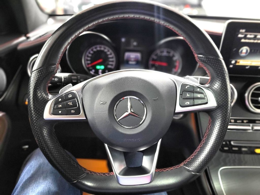 Mercedes-Benz GLC 43 4MATIC AMG  2018 à Montmagny, Québec - 10 - w1024h768px