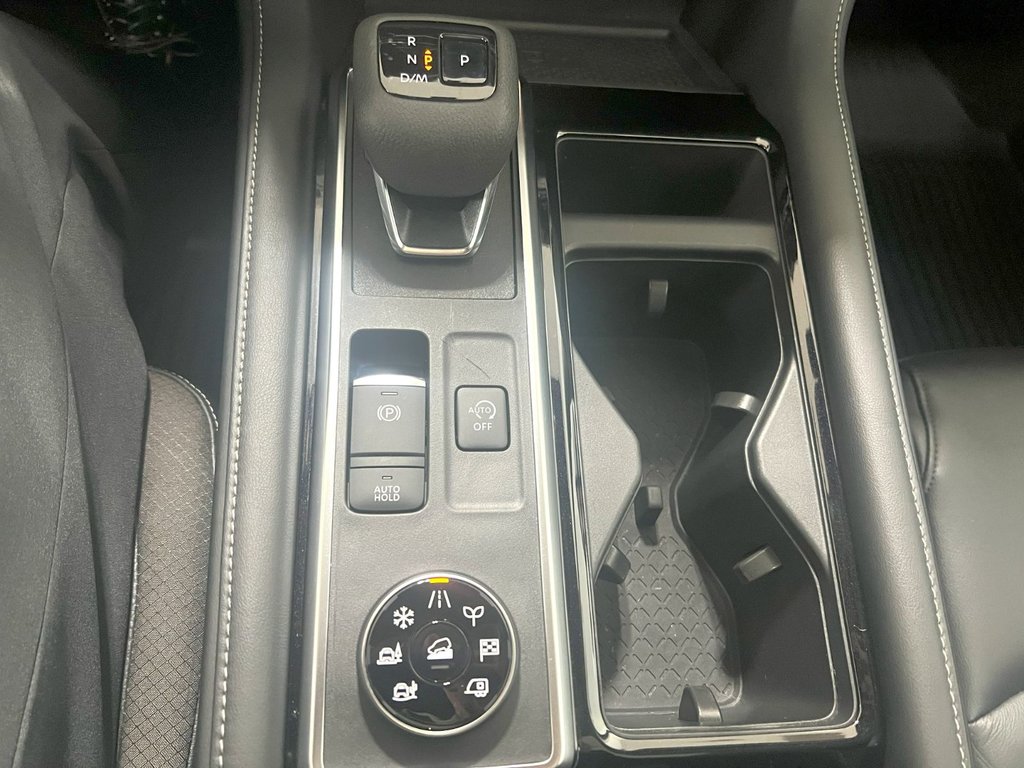 2022 Nissan PATHFINDER SL in Montmagny, Quebec - 17 - w1024h768px