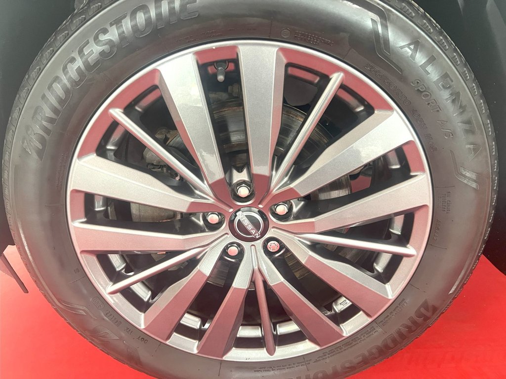 2022 Nissan PATHFINDER SL in Montmagny, Quebec - 2 - w1024h768px