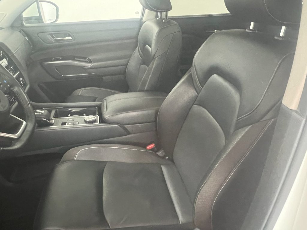 2022 Nissan PATHFINDER SL in Montmagny, Quebec - 21 - w1024h768px