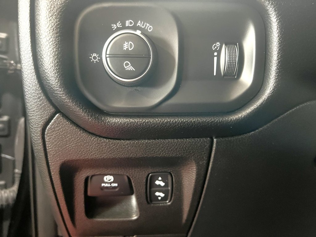 2022 Ram 1500 SPORT GAR. PLAN OR! ECRAN NAV. 12 POUCES! in Montmagny, Quebec - 9 - w1024h768px