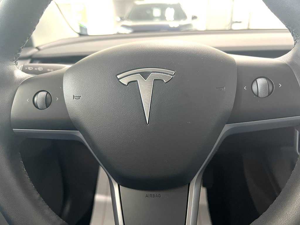 2022 Tesla MODEL 3 LONG AUTONOMIE in Montmagny, Quebec - 11 - w1024h768px