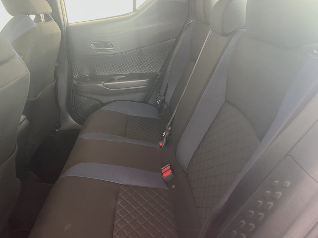 Toyota C-HR XLE PREMIUM  2021 à Montmagny, Québec - 18 - w1024h768px