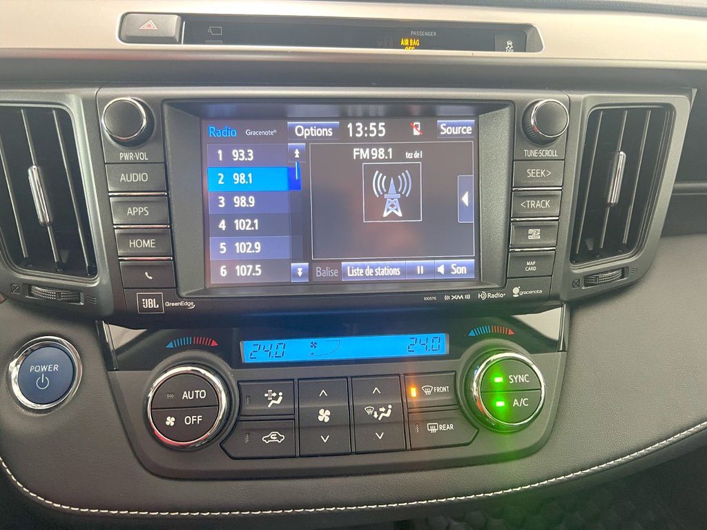 2016 Toyota RAV4 in Montmagny, Quebec - 13 - w1024h768px