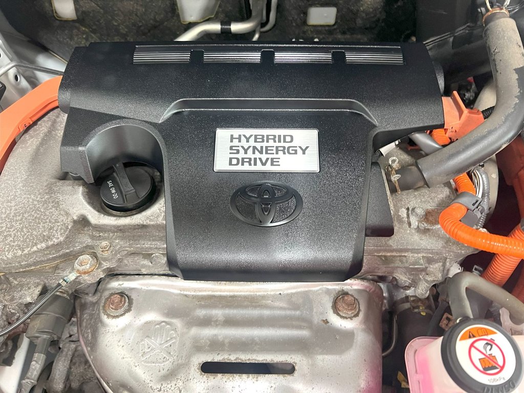 2016 Toyota RAV4 in Montmagny, Quebec - 20 - w1024h768px