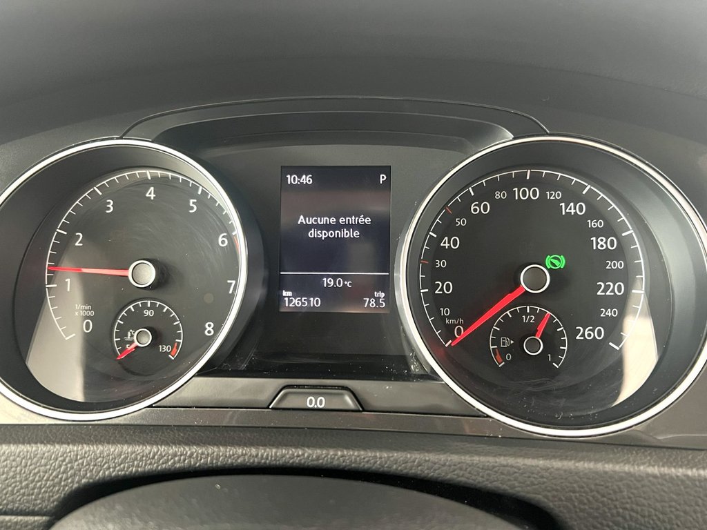 2018 Volkswagen GOLF TRENDLINE AUTOMATIQUE in Montmagny, Quebec - 12 - w1024h768px