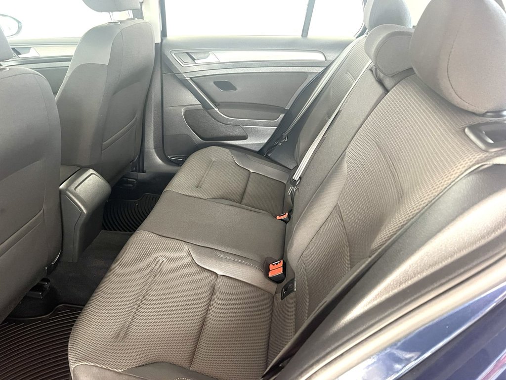 2018 Volkswagen GOLF TRENDLINE AUTOMATIQUE in Montmagny, Quebec - 18 - w1024h768px