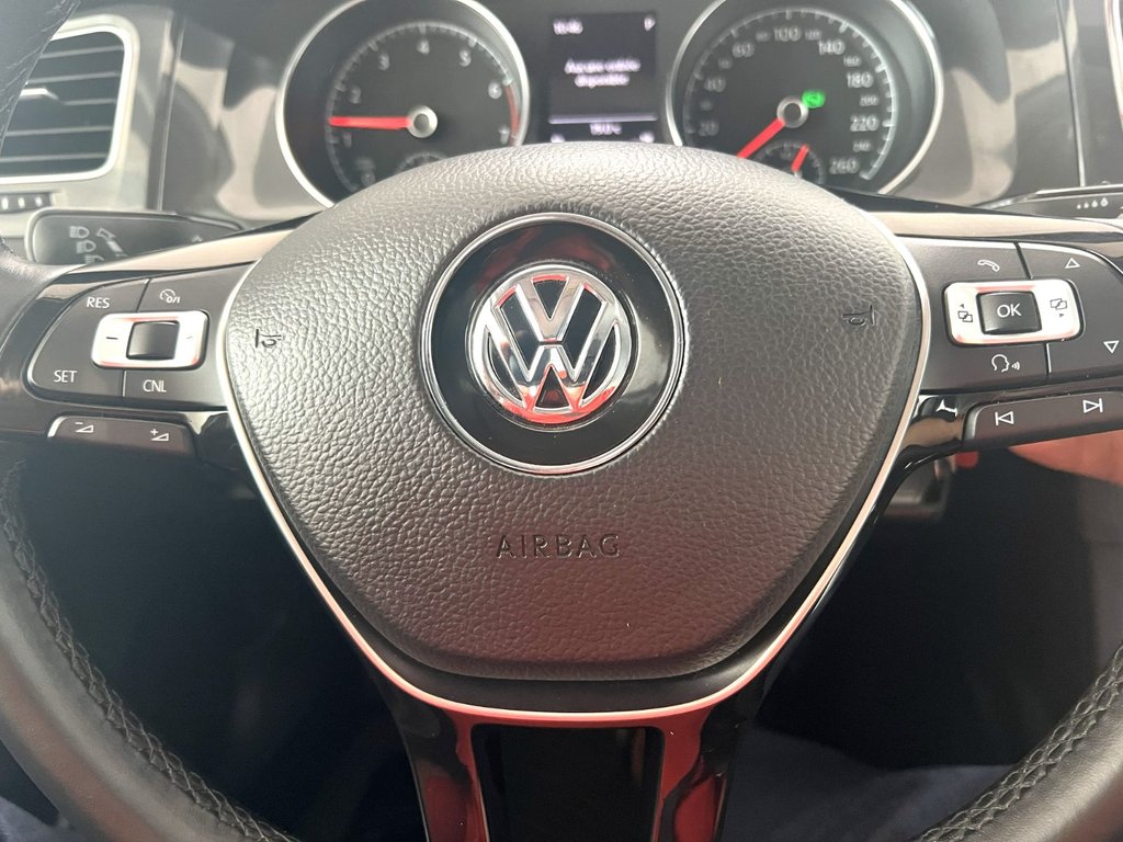 2018 Volkswagen GOLF TRENDLINE AUTOMATIQUE in Montmagny, Quebec - 11 - w1024h768px
