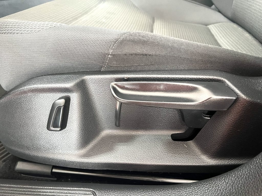 2018 Volkswagen GOLF TRENDLINE AUTOMATIQUE in Montmagny, Quebec - 10 - w1024h768px