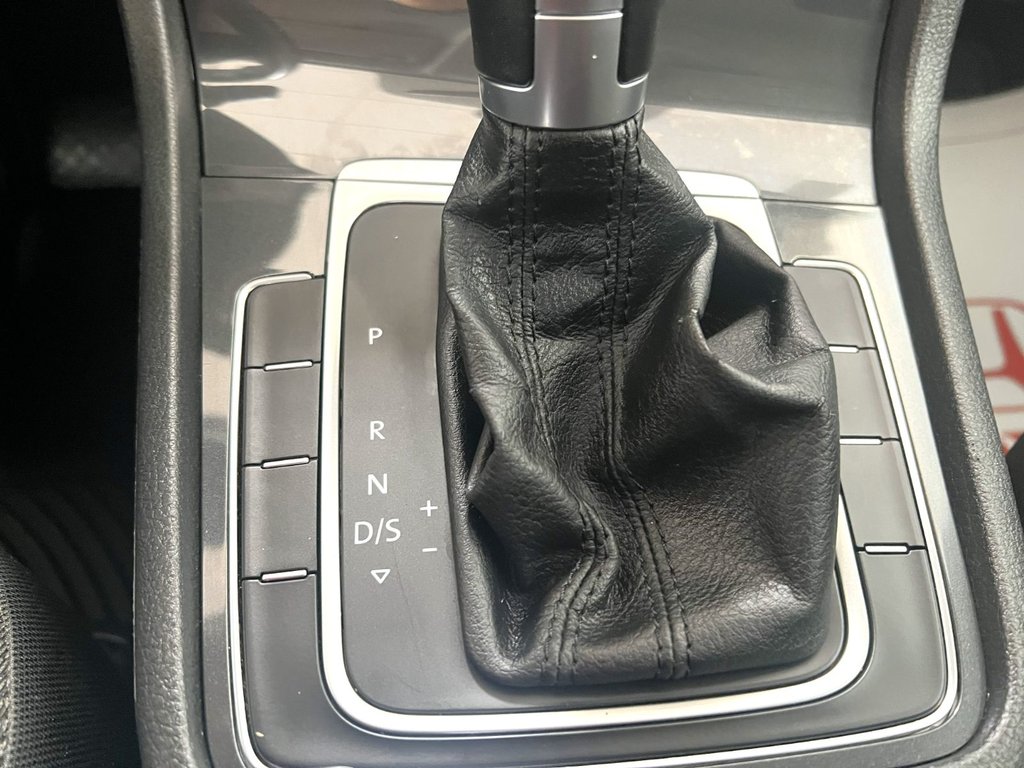 2018 Volkswagen GOLF TRENDLINE AUTOMATIQUE in Montmagny, Quebec - 15 - w1024h768px