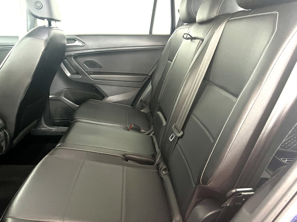 Volkswagen TIGUAN COMFORTLINE 4MOTION CUIR + NAVIGATION! 2021 à Montmagny, Québec - 17 - w1024h768px