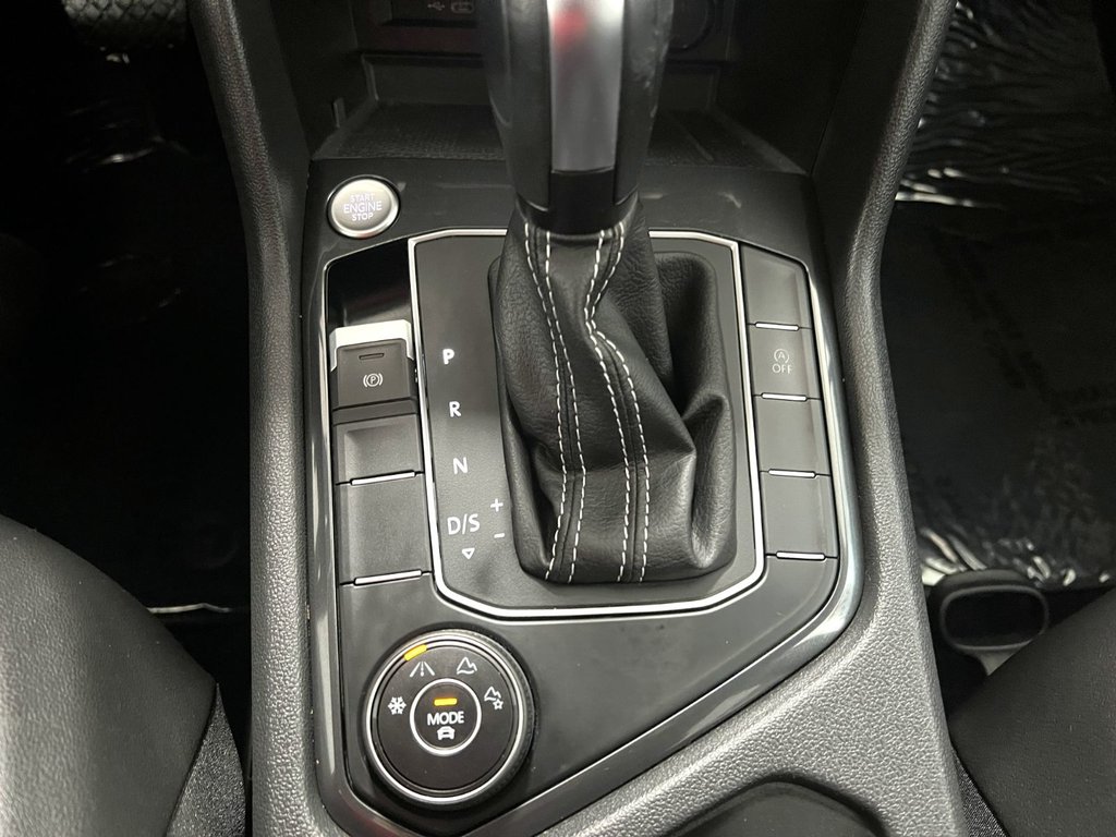 Volkswagen TIGUAN COMFORTLINE 4MOTION CUIR + NAVIGATION! 2021 à Montmagny, Québec - 13 - w1024h768px