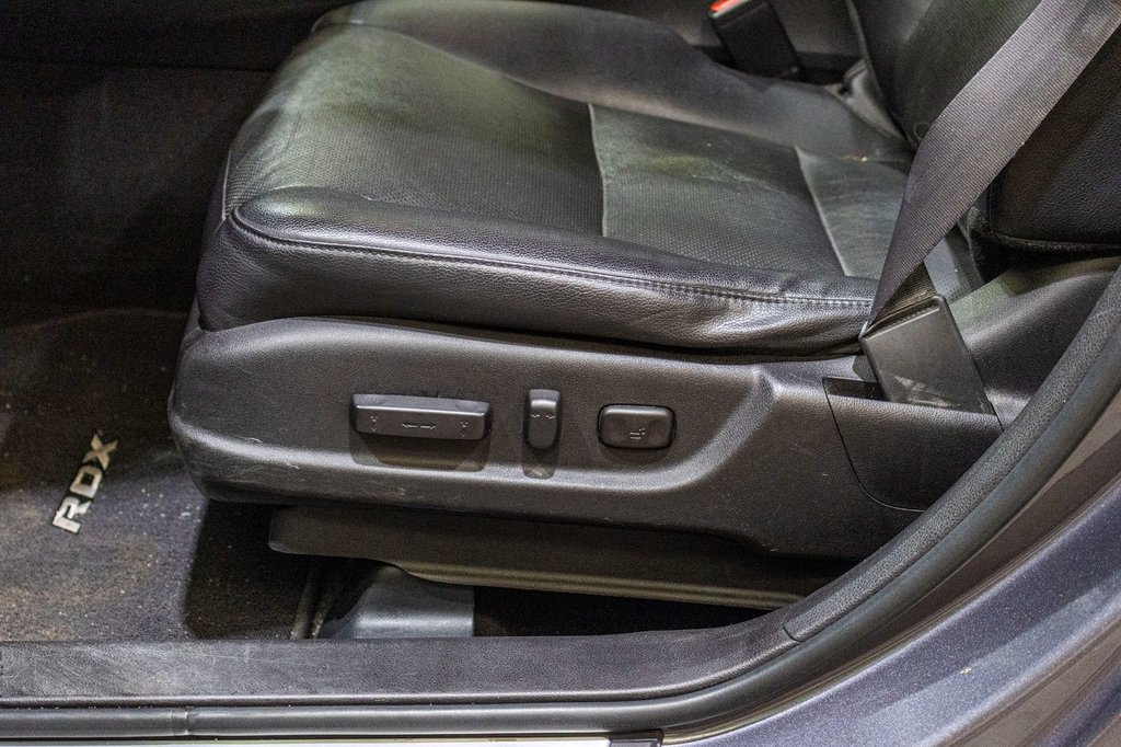 2017 Acura RDX Tech Pkg in Charlemagne, Quebec - 25 - w1024h768px