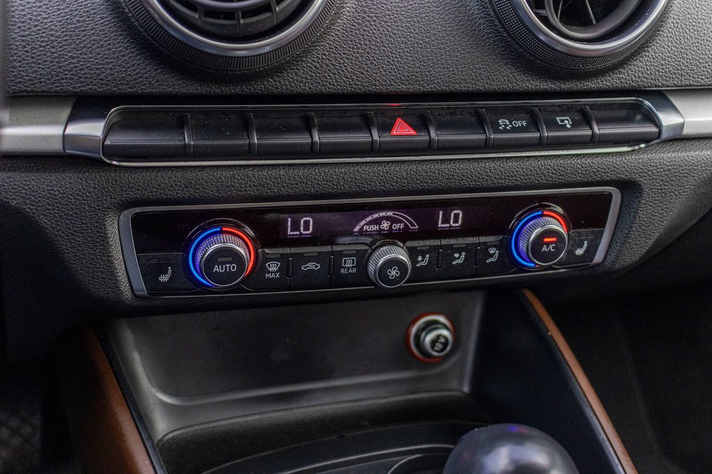 Audi A3 KOMFORT QUATTRO **CUIR+SIÈGES CHAUFFANTS+TOIT** 2015 à Charlemagne, Québec - 15 - w1024h768px