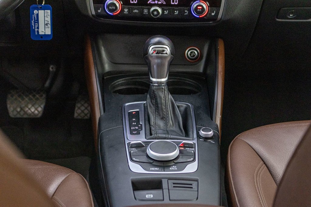 Audi A3 KOMFORT QUATTRO **CUIR+SIÈGES CHAUFFANTS+TOIT** 2015 à Charlemagne, Québec - 10 - w1024h768px