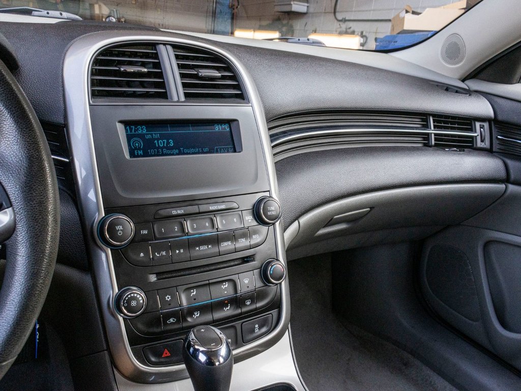 Chevrolet Malibu LS **JAMAIS ACCIDENTÉ+BAS KILO+UN SEUL PROPRIO** 2016 à Charlemagne, Québec - 14 - w1024h768px