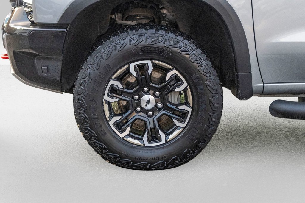 2023 Chevrolet Silverado 1500 ZR2 in Charlemagne, Quebec - 31 - w1024h768px
