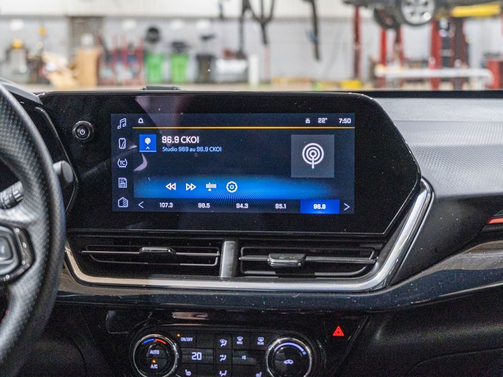2024 Chevrolet Trax 2RS **JAMAIS ACCIDENTÉ + VOLANT CHAUFFANT EN CUIR in Charlemagne, Quebec - 8 - w1024h768px