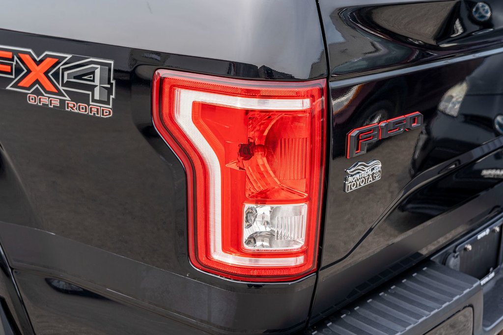 2016 Ford F-150 FX4 OFF ROAD **JAMAIS ACCIDENTÉ+TOIT PANO+20PO** in Charlemagne, Quebec - 25 - w1024h768px