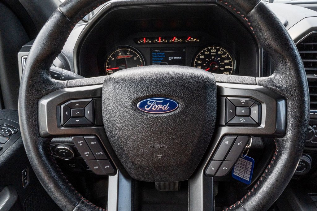 2016 Ford F-150 FX4 OFF ROAD **JAMAIS ACCIDENTÉ+TOIT PANO+20PO** in Charlemagne, Quebec - 9 - w1024h768px