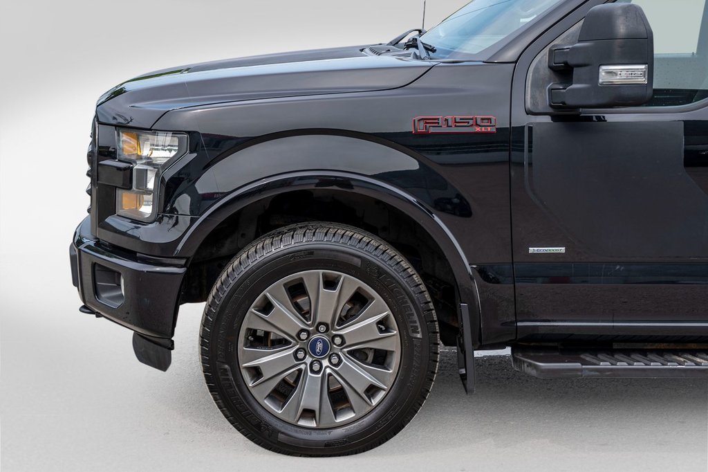 2016 Ford F-150 FX4 OFF ROAD **JAMAIS ACCIDENTÉ+TOIT PANO+20PO** in Charlemagne, Quebec - 27 - w1024h768px