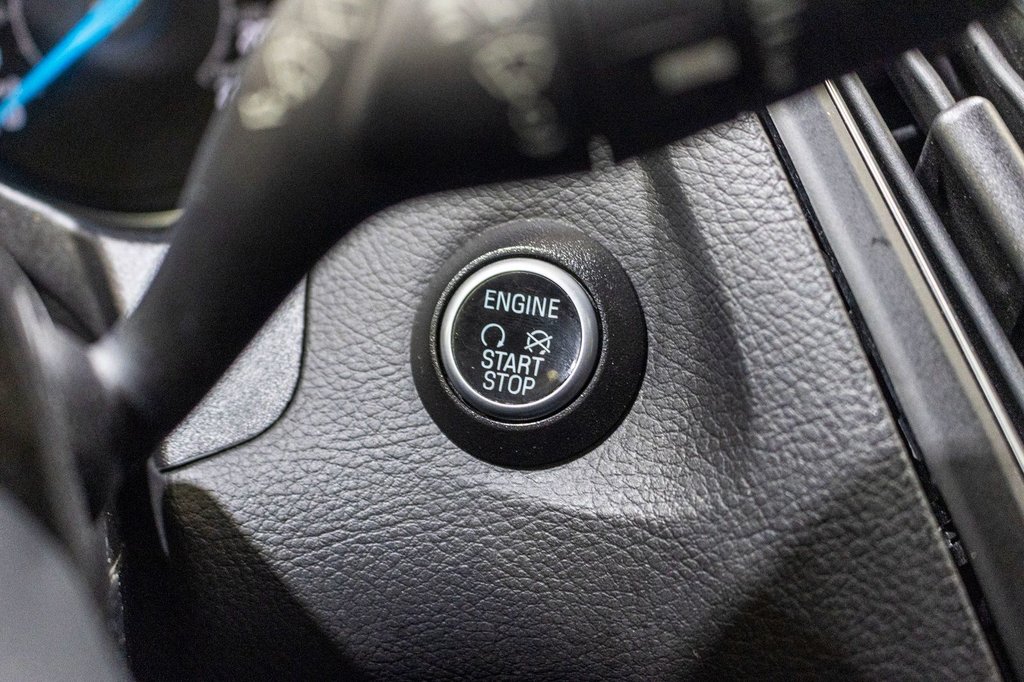 2016 Ford Focus Titanium in Charlemagne, Quebec - 21 - w1024h768px