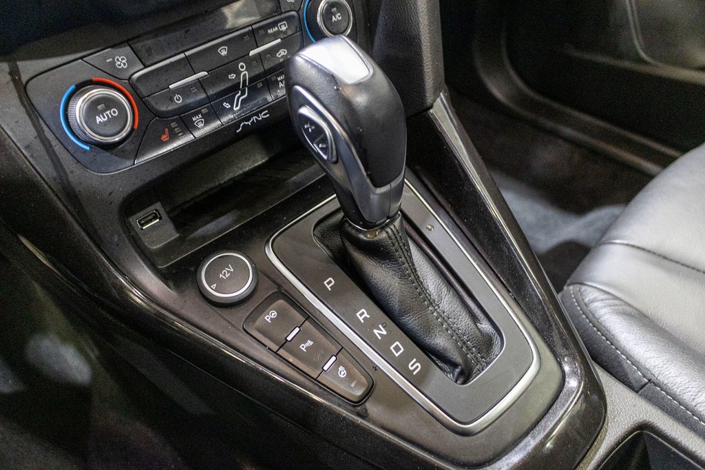 2016 Ford Focus Titanium in Charlemagne, Quebec - 14 - w1024h768px