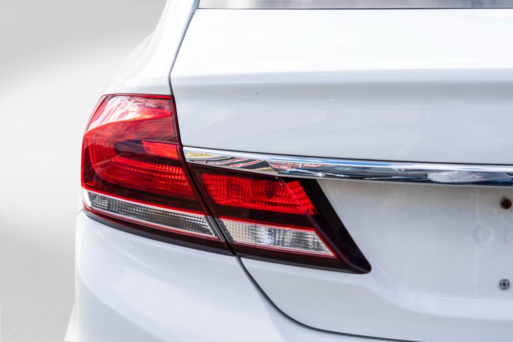 Honda Civic Sedan LX 2015 à Charlemagne, Québec - 24 - w1024h768px