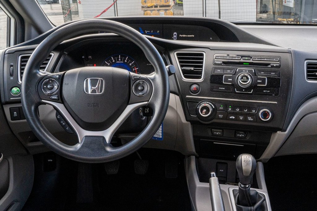 Honda Civic Sedan LX 2015 à Charlemagne, Québec - 7 - w1024h768px