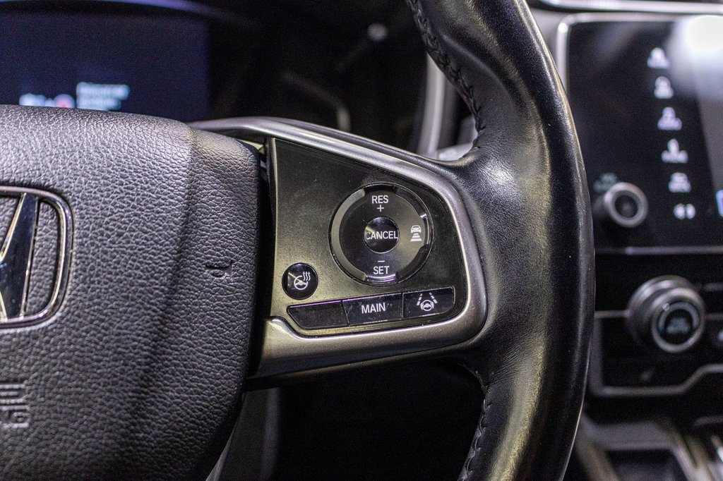 2017 Honda CR-V Touring in Charlemagne, Quebec - 13 - w1024h768px