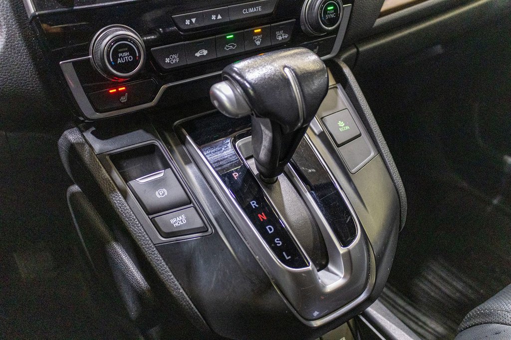 2017 Honda CR-V Touring in Charlemagne, Quebec - 14 - w1024h768px