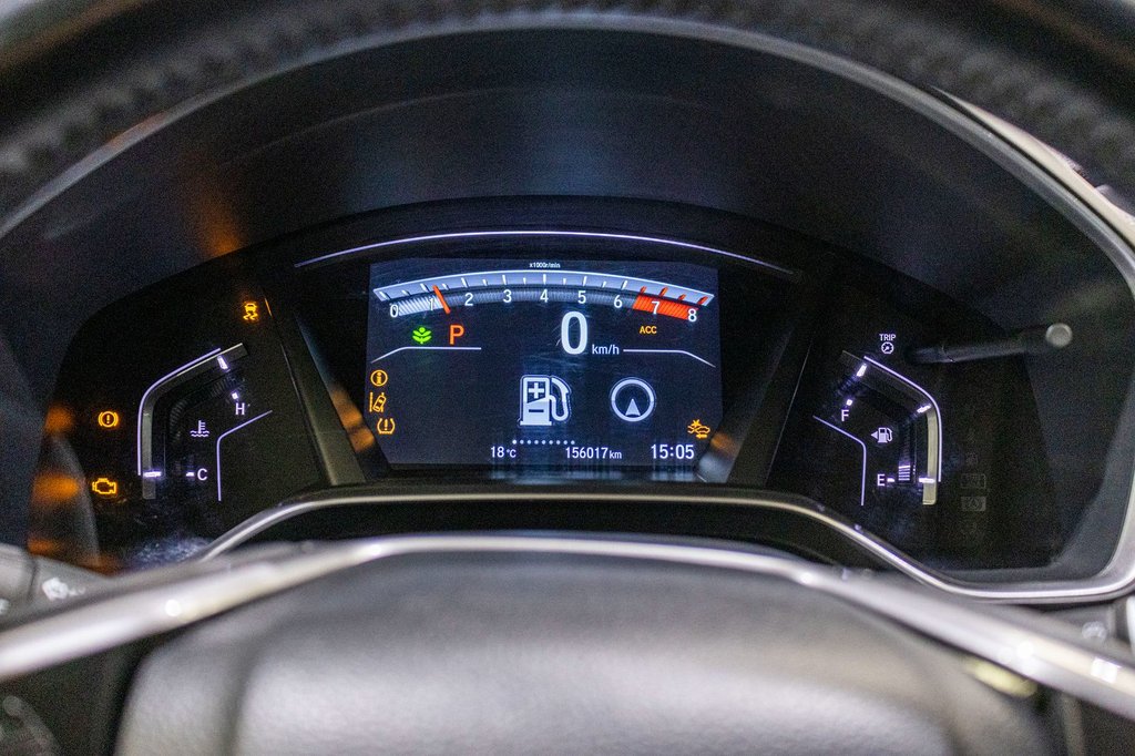 2017 Honda CR-V Touring in Charlemagne, Quebec - 16 - w1024h768px