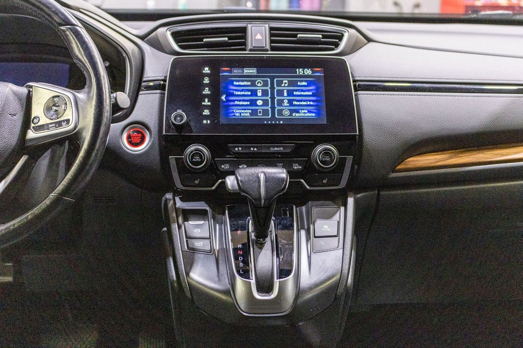 2017 Honda CR-V Touring in Charlemagne, Quebec - 9 - w1024h768px