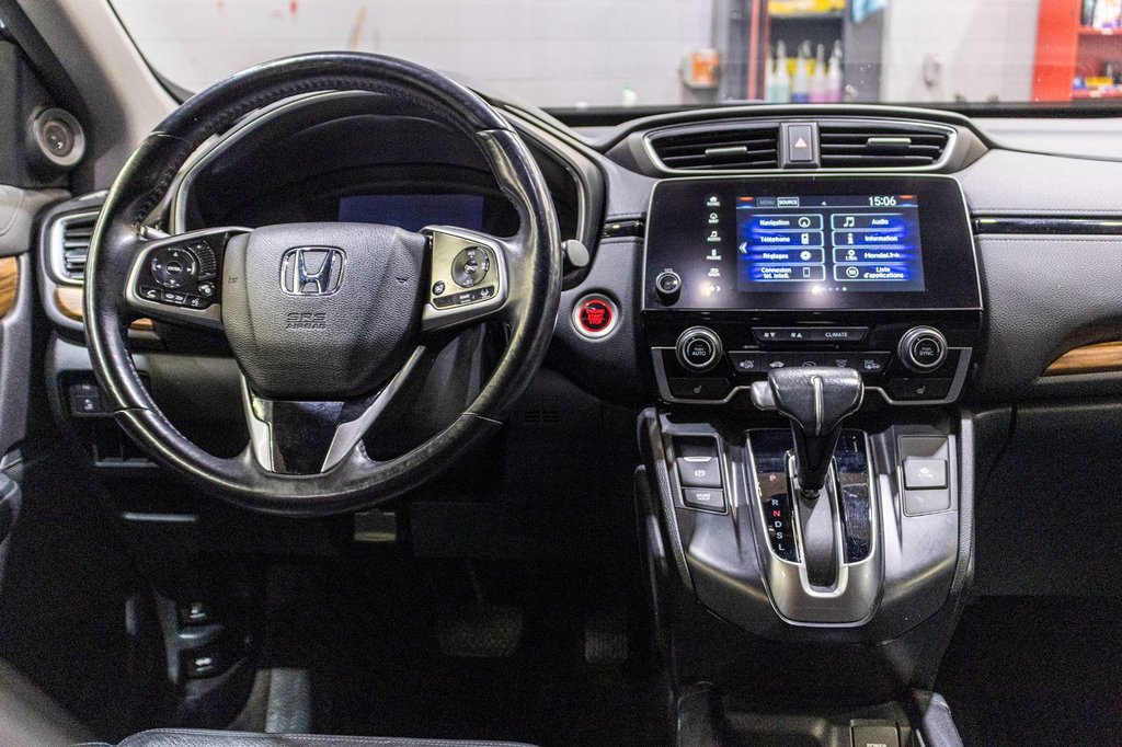 2017 Honda CR-V Touring in Charlemagne, Quebec - 8 - w1024h768px