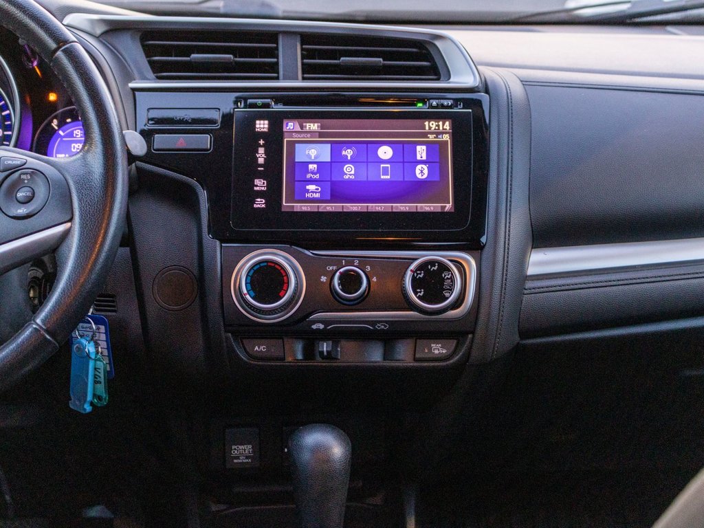 2017 Honda Fit SE**JAMAIS ACCIDENTÉ + CAMÉRA DE RECUL + MAGS in Saint-Jérôme, Quebec - 8 - w1024h768px