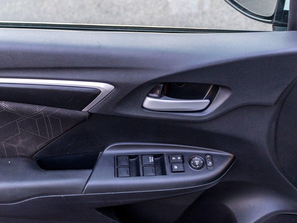2017 Honda Fit SE**JAMAIS ACCIDENTÉ + CAMÉRA DE RECUL + MAGS in Saint-Jérôme, Quebec - 24 - w1024h768px