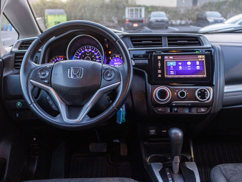 2017 Honda Fit SE**JAMAIS ACCIDENTÉ + CAMÉRA DE RECUL + MAGS in Saint-Jérôme, Quebec - 7 - w1024h768px