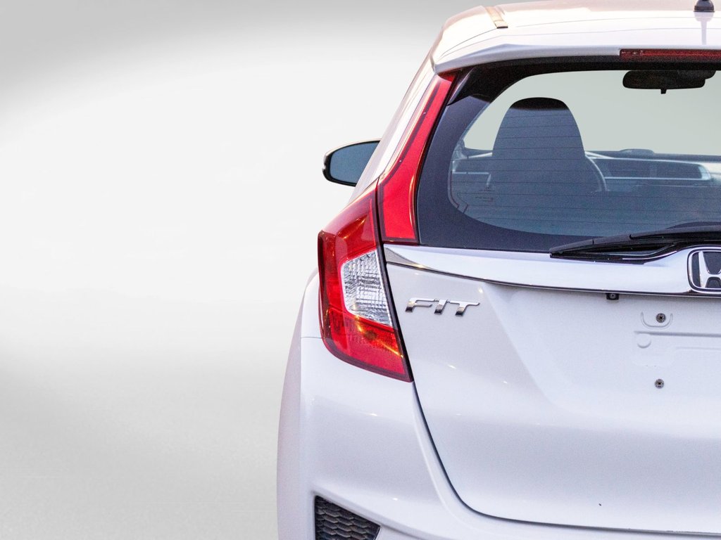 2017 Honda Fit SE**JAMAIS ACCIDENTÉ + CAMÉRA DE RECUL + MAGS in Saint-Jérôme, Quebec - 27 - w1024h768px
