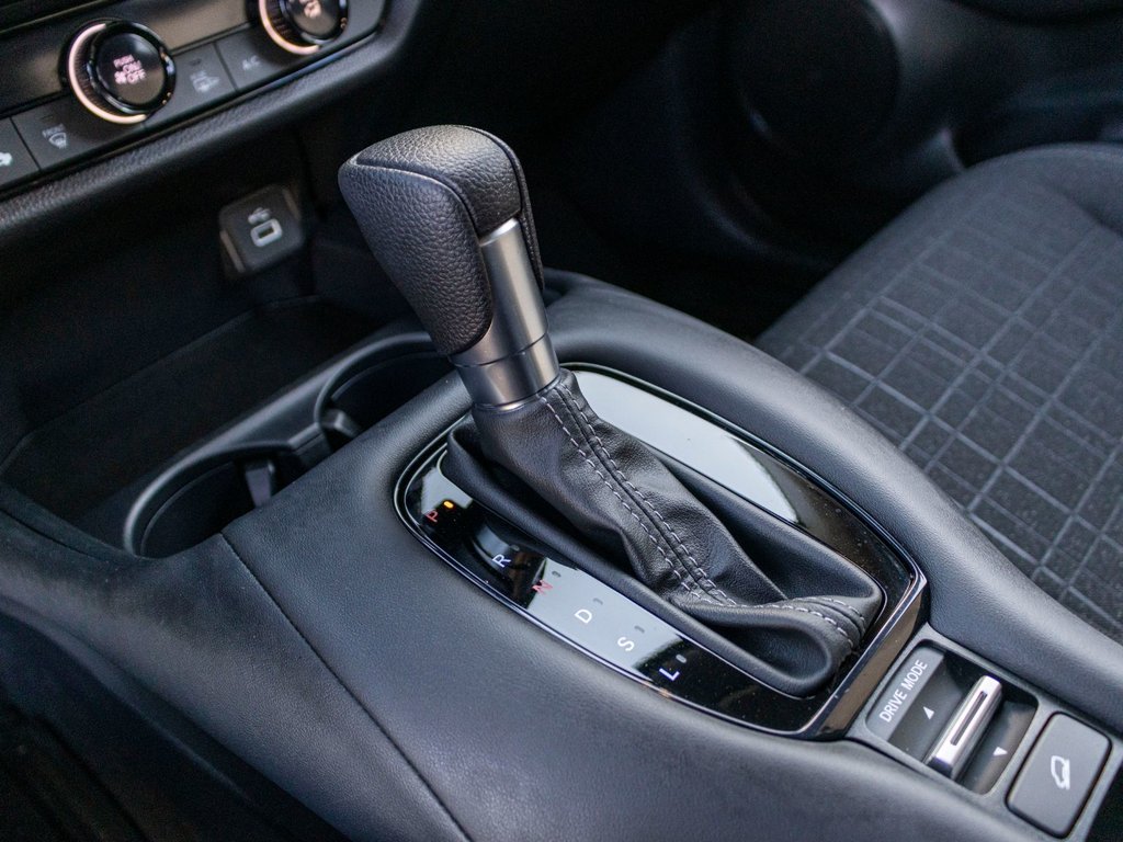 2024 Honda HR-V LX AWD **BAS KILO+CARPLAY+ANDROID AUTO+MAG** in Saint-Jérôme, Quebec - 15 - w1024h768px
