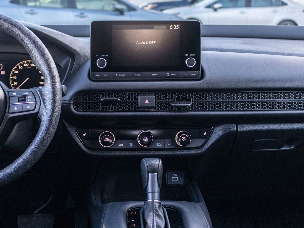 2024 Honda HR-V LX AWD **BAS KILO+CARPLAY+ANDROID AUTO+MAG** in Saint-Jérôme, Quebec - 9 - w1024h768px