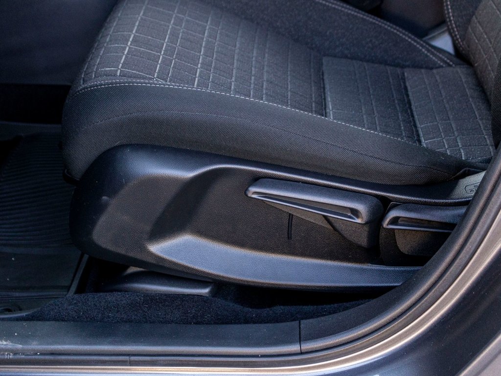 2024 Honda HR-V LX AWD **BAS KILO+CARPLAY+ANDROID AUTO+MAG** in Saint-Jérôme, Quebec - 26 - w1024h768px