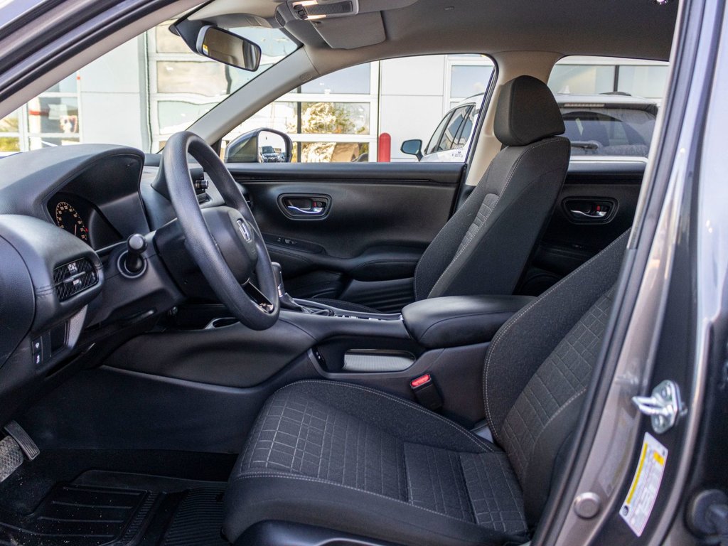 2024 Honda HR-V LX AWD **BAS KILO+CARPLAY+ANDROID AUTO+MAG** in Saint-Jérôme, Quebec - 25 - w1024h768px