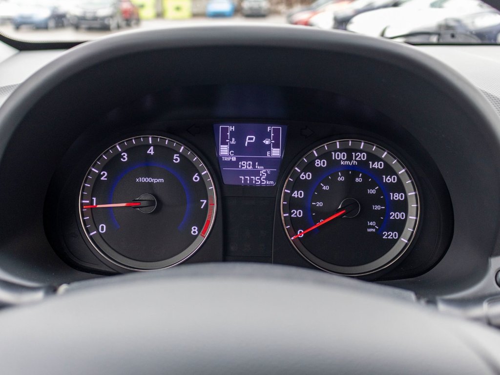 Hyundai Accent LE 2016 à Saint-Jérôme, Québec - 15 - w1024h768px