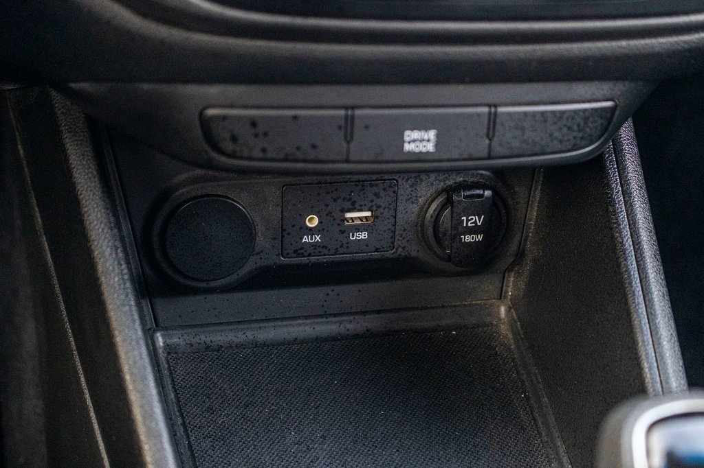 Hyundai Accent LE 2018 à Charlemagne, Québec - 15 - w1024h768px
