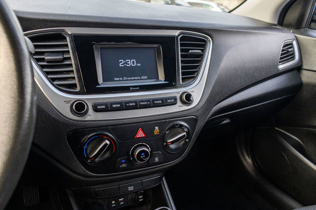Hyundai Accent LE 2018 à Charlemagne, Québec - 11 - w1024h768px