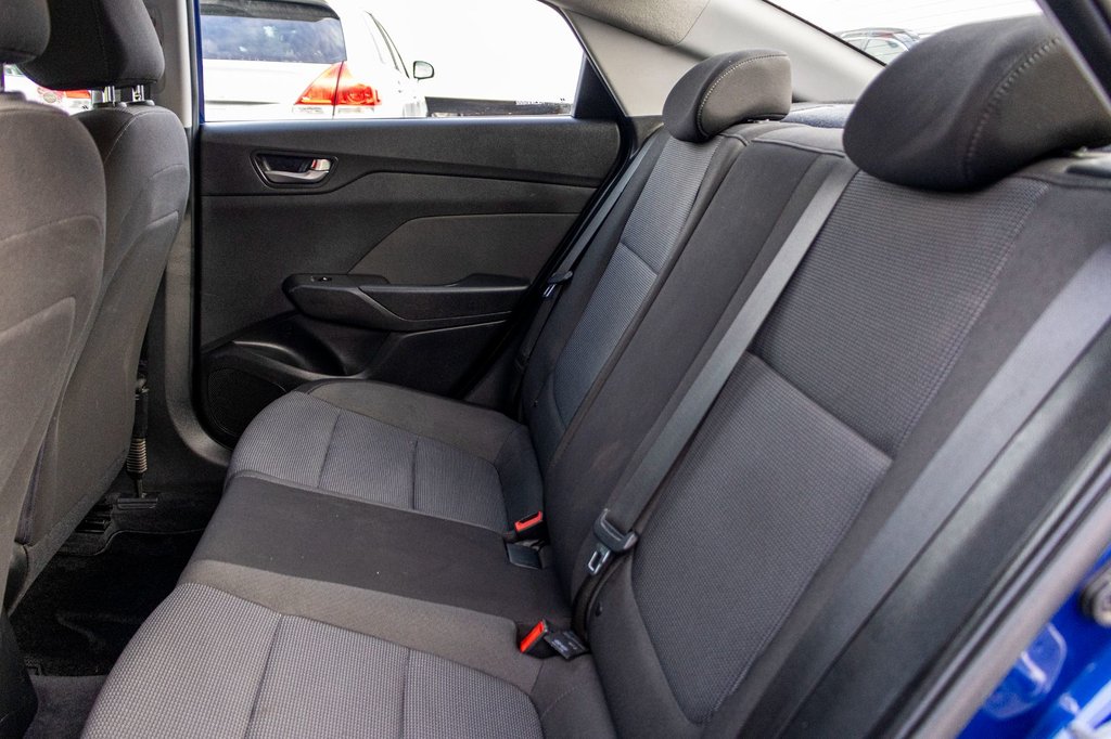 Hyundai Accent LE 2018 à Charlemagne, Québec - 24 - w1024h768px